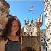 Estudiante de medicina ofrece clases de inglés